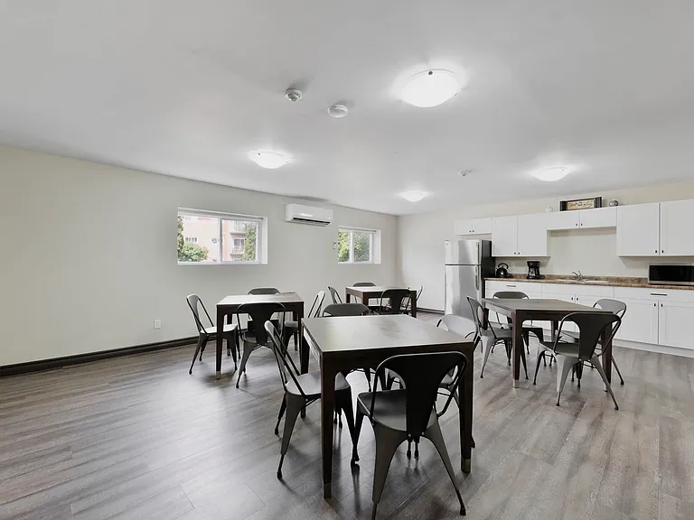 1426 Huron St — Photo 20