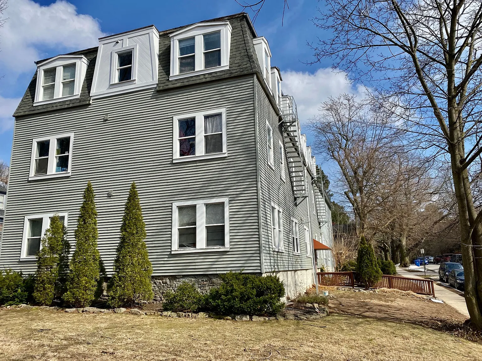 1100 South Ave — Photo 1