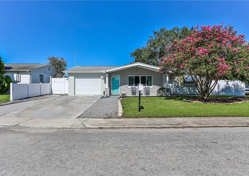 1st image of 1447 Viking Dr