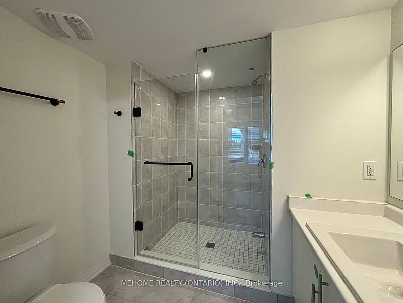 Richmond Hill Townhouse for rent - 4 Bedrooms — photo 18