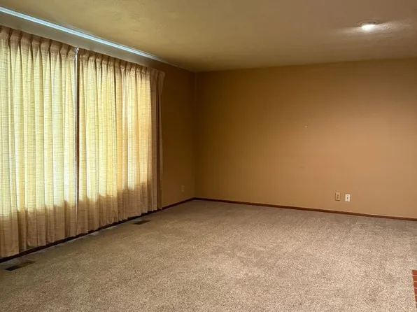 4649 39th Ave NE, Salem, OR 97305