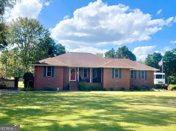 307 Park Lane Dr, Dexter, GA 31019