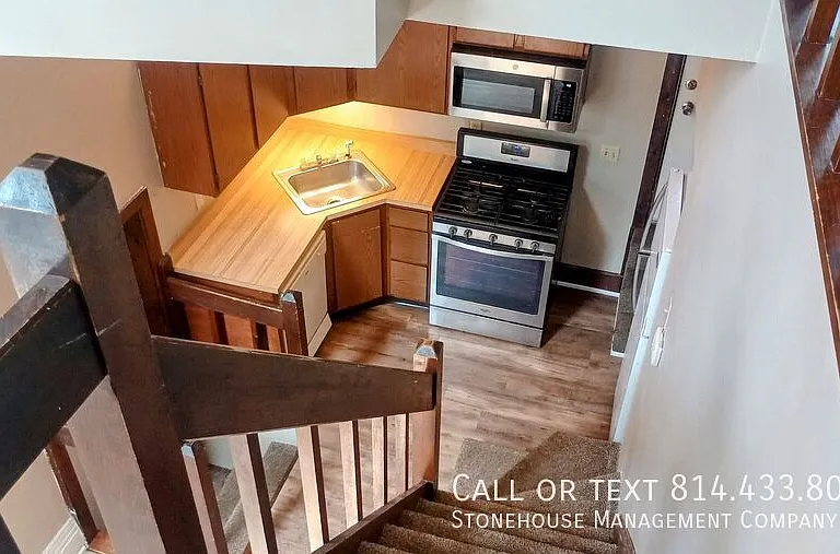 354 W 7th St #5 — Photo 6