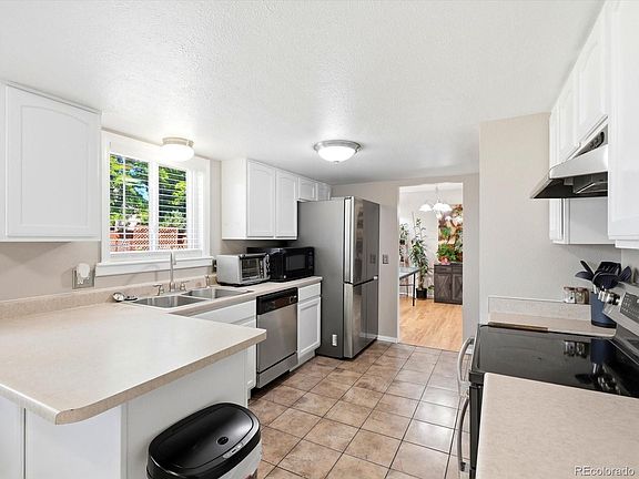 4th image of 4391 S Estes Street