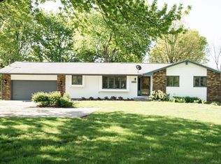 6160 Ashworth Rd, West Des Moines, IA 50266