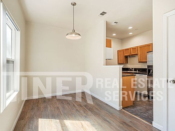 3rd image of 216 21st St Unit B