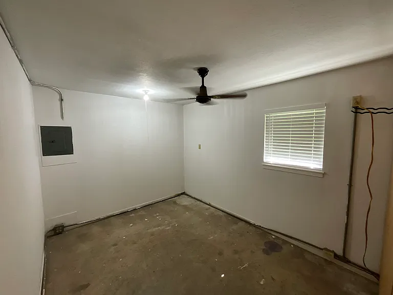 6755 Broadacres Rd — Photo 14