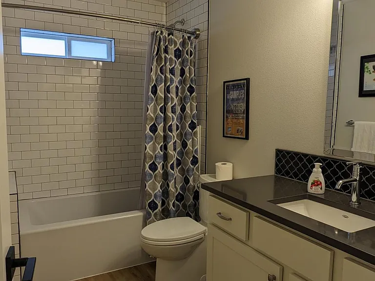 3675 SE 13th Ave #B — Photo 9