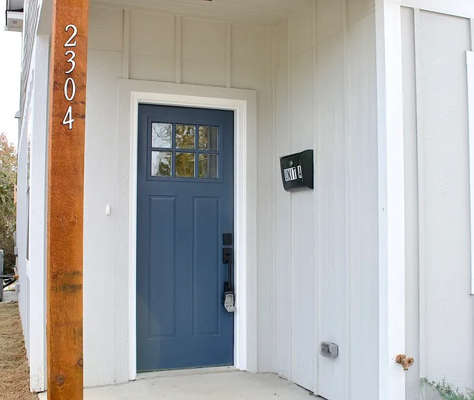 2304 E 4th Pl #1 — Photo 4