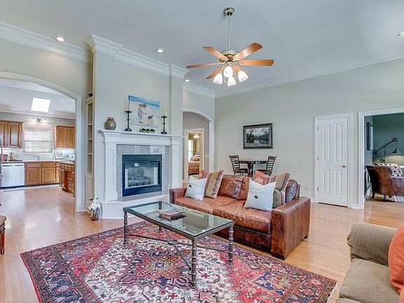 3rd image of 2090 E Deer Creek Dr