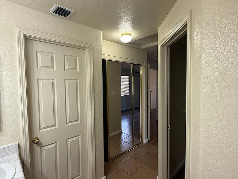 1080 Crosswater Dr — Photo 13