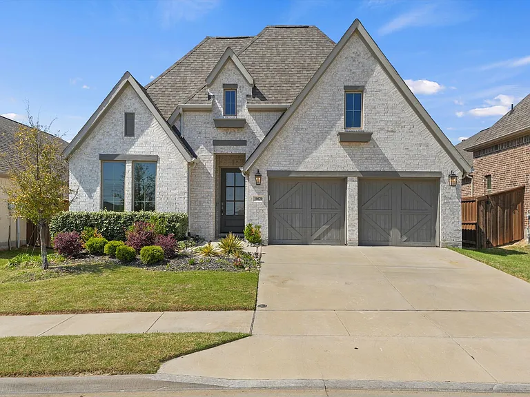 10620 Oates Branch Ln — Photo 2