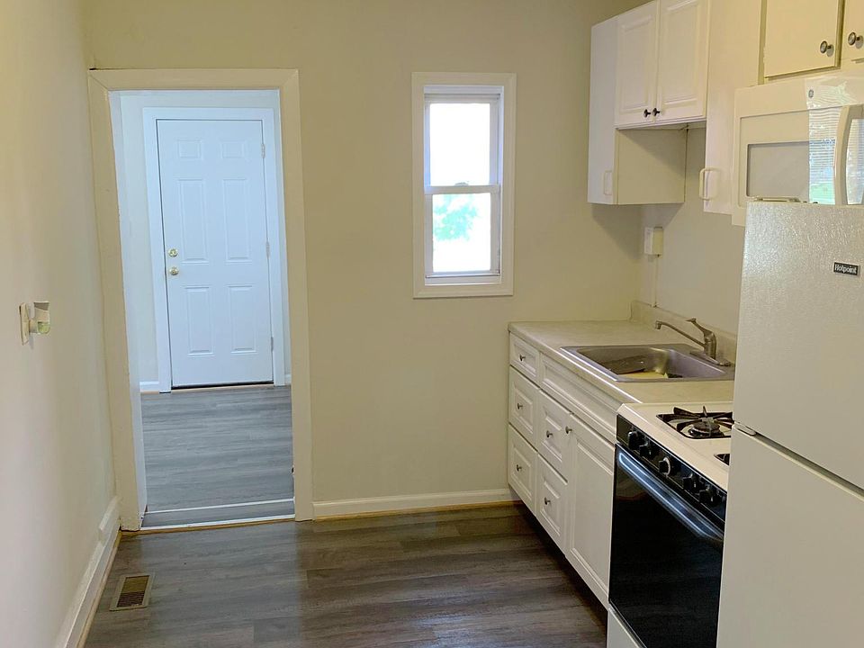 Apt 1 - Kitchen