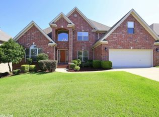 208 Commentry Ln, Little Rock, AR 72223