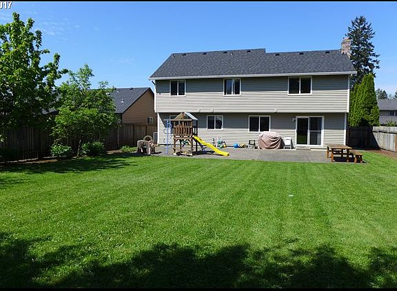 2nd image of 9715 NE 110th Ave