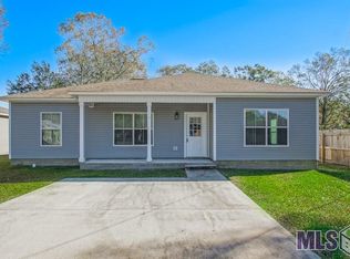 112 Easterly St, Denham Springs, LA 70726