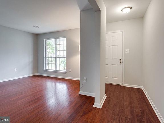 3rd image of 6211 Portal Ct