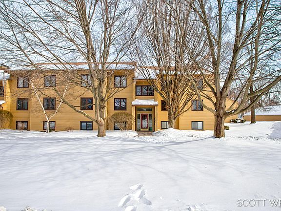 2nd image of 300 Farington Blvd APT 16