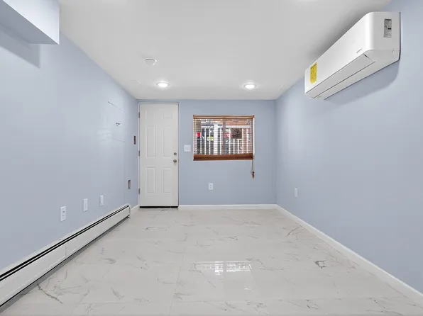 43 Sycamore Road image 9 of 15