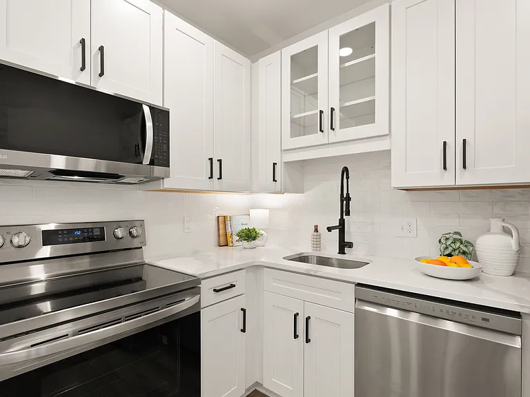 1138 Florida Ave NE #2 — Photo 6