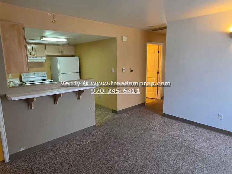 Belford Ave 1102 — Photo 3
