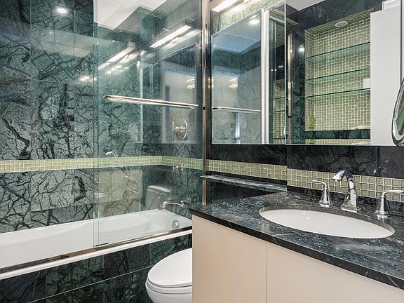 5th image of 150 W 56th St APT 3607