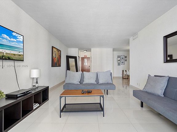 4th image of 3801 S Ocean Dr APT 8X
