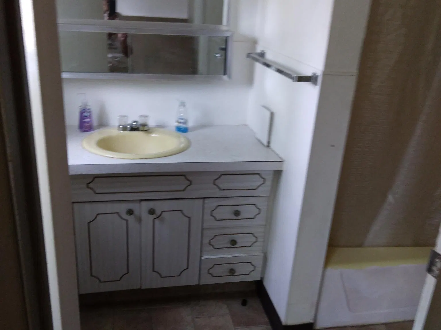 1319 N Fayette St — Photo 2