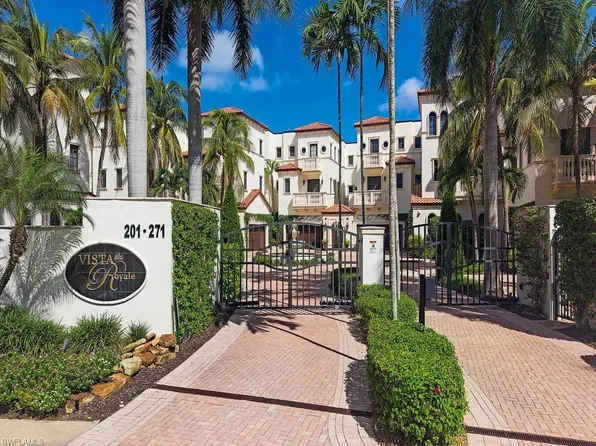 221 Harbour DR #6, NAPLES, FL 34103