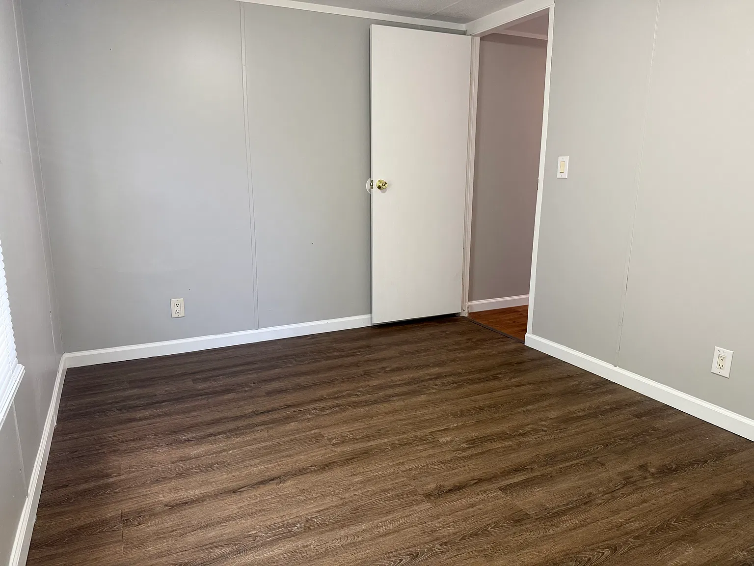 3 bed, $1,200 — Photo 3