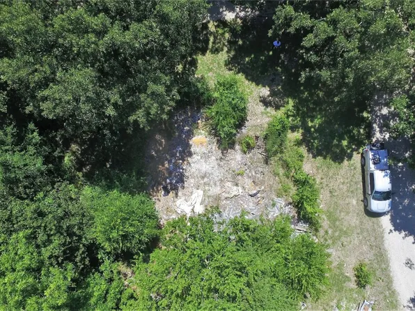 718 Dogwood Dr, West Tawakoni, TX 75474