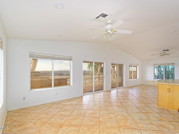 4th image of 48926 RIVIERA Place