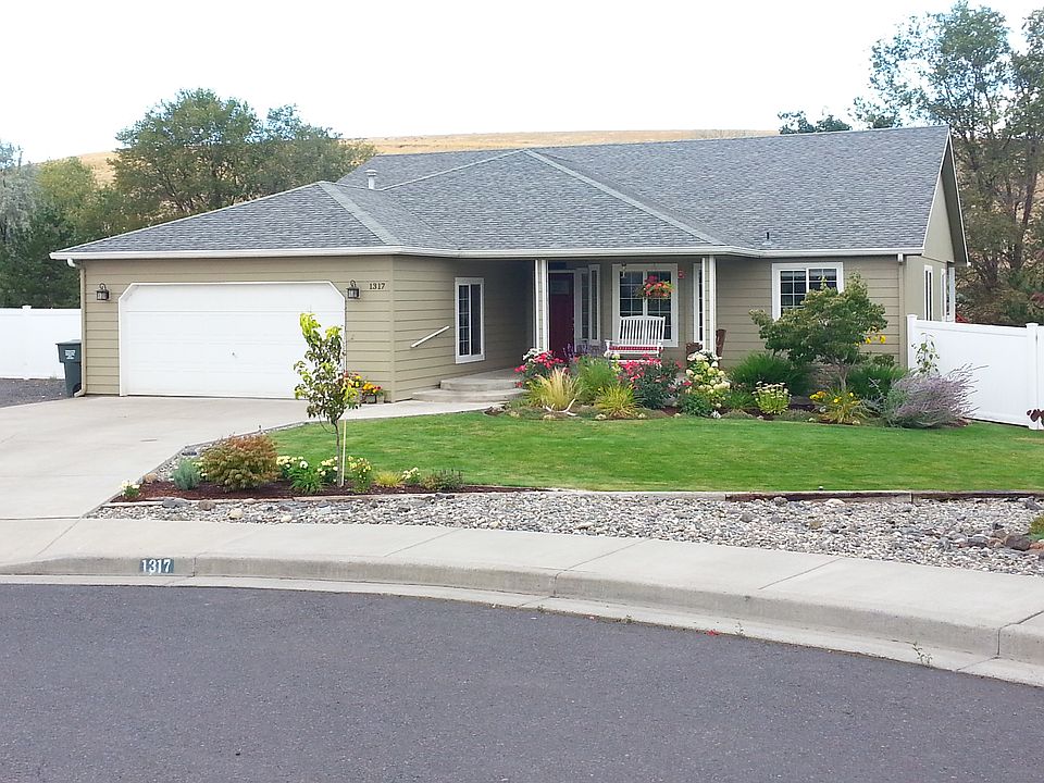 1317 SW Alpha Ct.