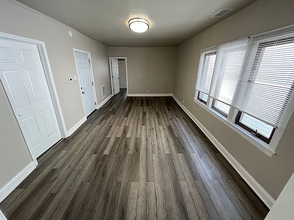 2nd image of 2637 W Homer St APT 2