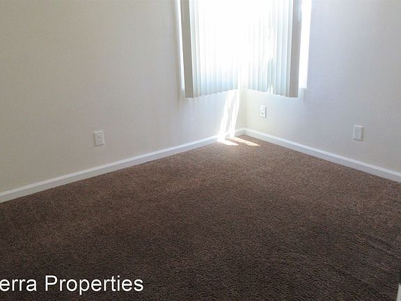 4th image of 3771 47th St