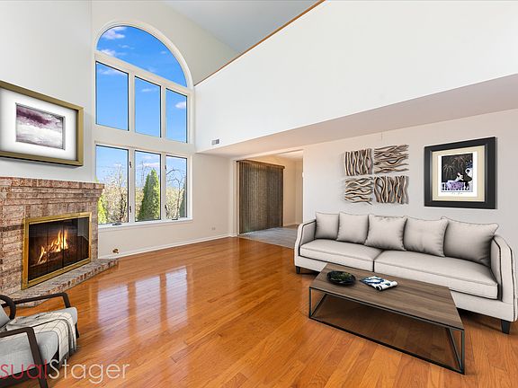 2nd image of 8309 Highpoint Cir