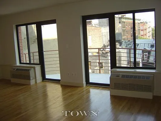 Rented by Town Residential | media 2