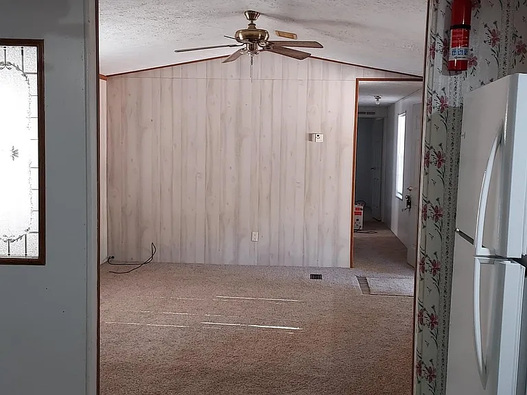 7561 Blackjack Cir — Photo 4
