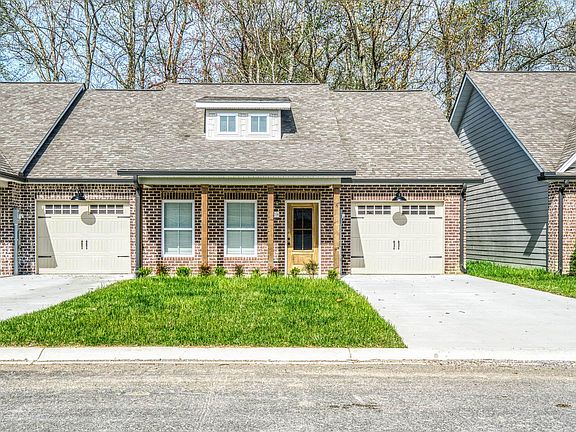 Baxter Flatts One Bedroom with Garage