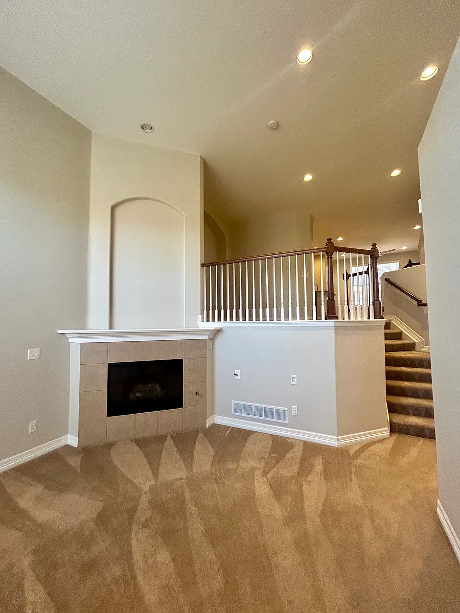 Building Photo - 10154 Ridgegate Cir