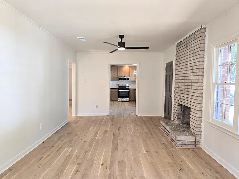 173 Dunn Ave — Photo 8