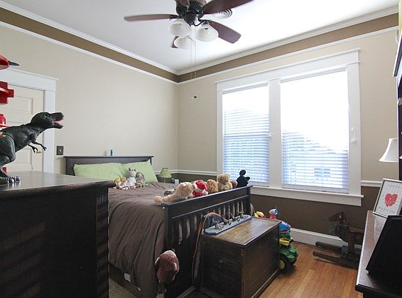 5th image of 407 Bond Ave