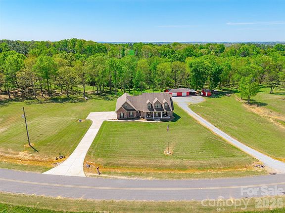 2nd image of 643 John Doster Rd