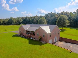 1180 Beene Rd, Finger, TN 38334