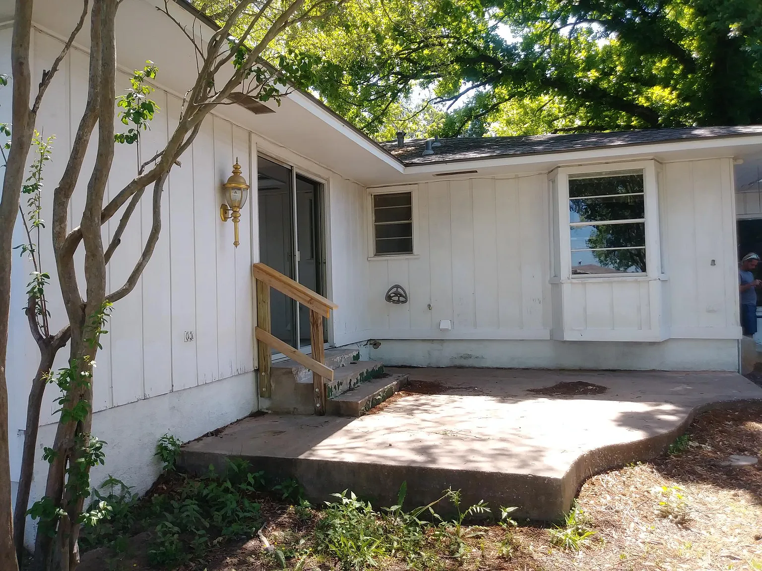 5 bed, 3800 sqft, $1,800 — Photo 4