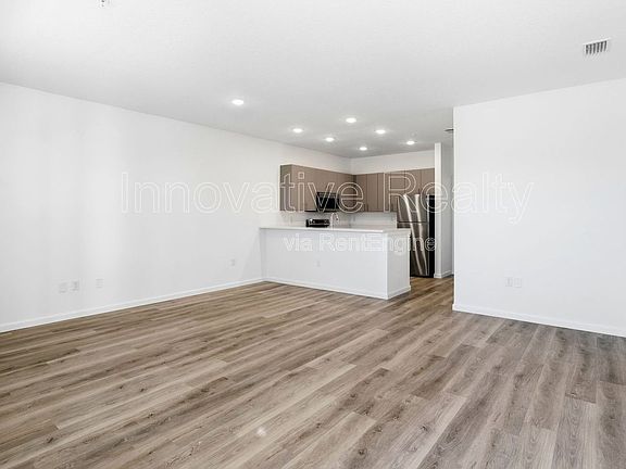 2nd image of 3075 Soldier City Way #102