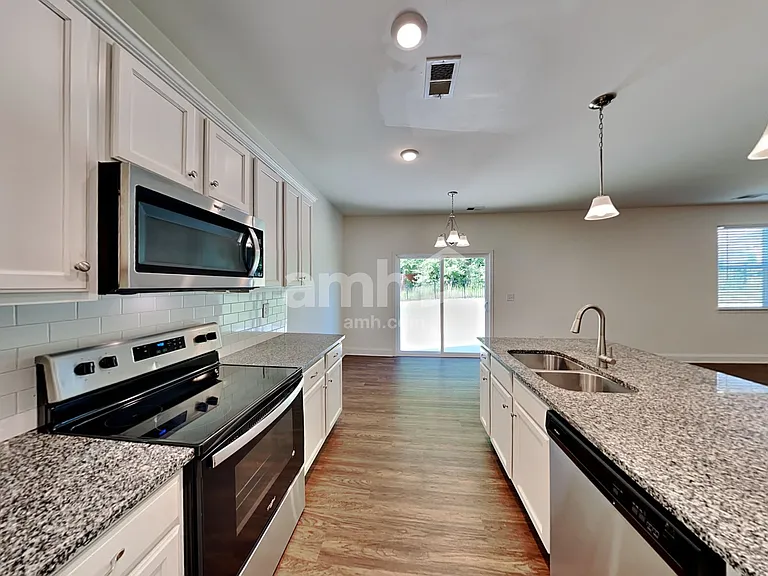2442 Napa Valley Dr — Photo 3