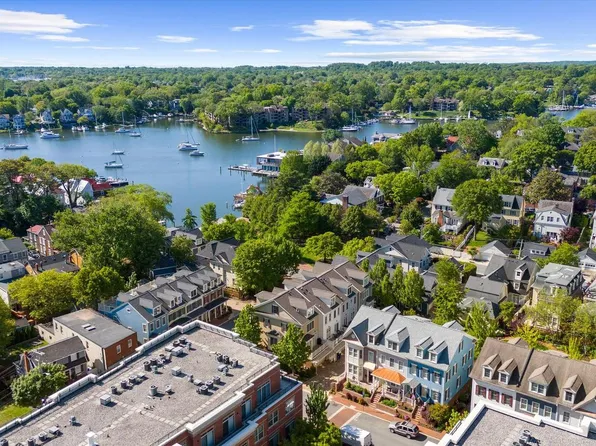 47 Richards Ln, Annapolis, MD 21401
