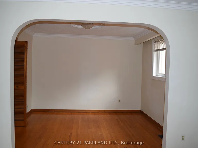 38 Beamsville Dr — Photo 10