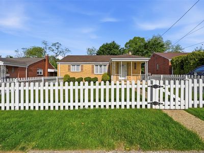 345 Roosevelt Ave, Mc Kees Rocks, PA, 15136